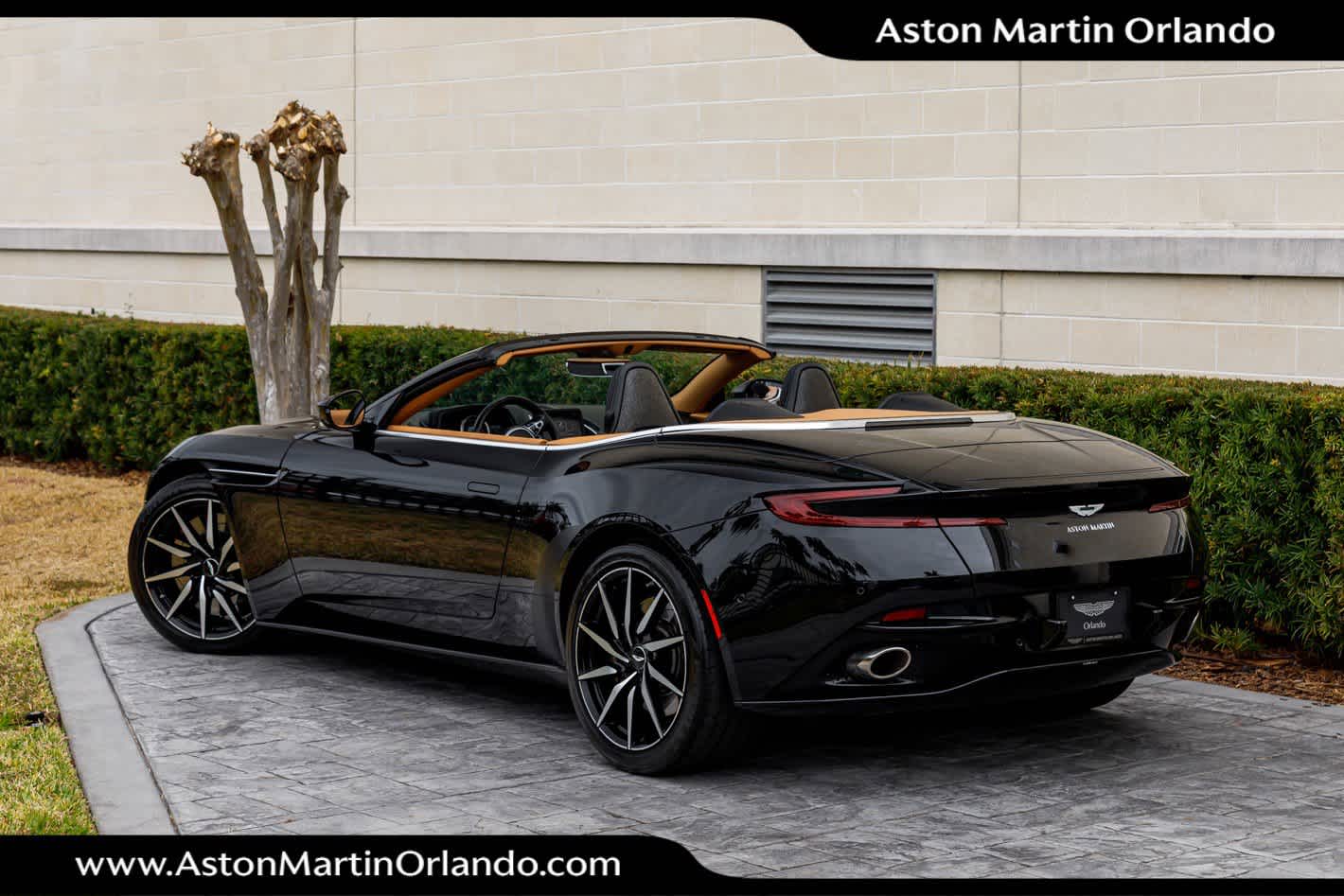 2019 Aston Martin DB11 Volante