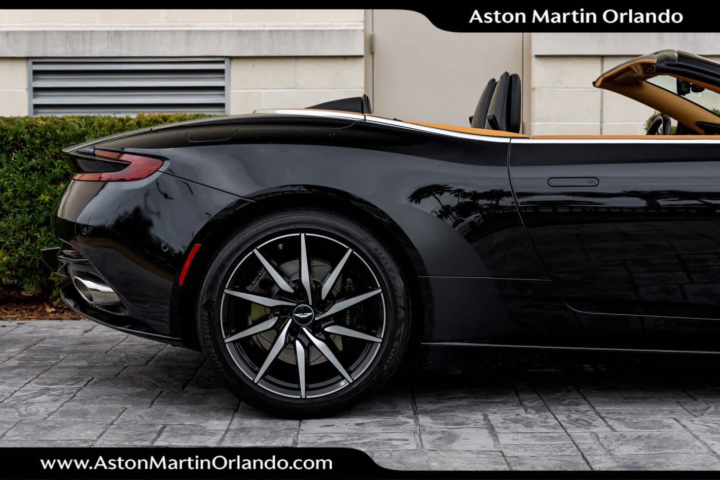 2019 Aston Martin DB11 Volante