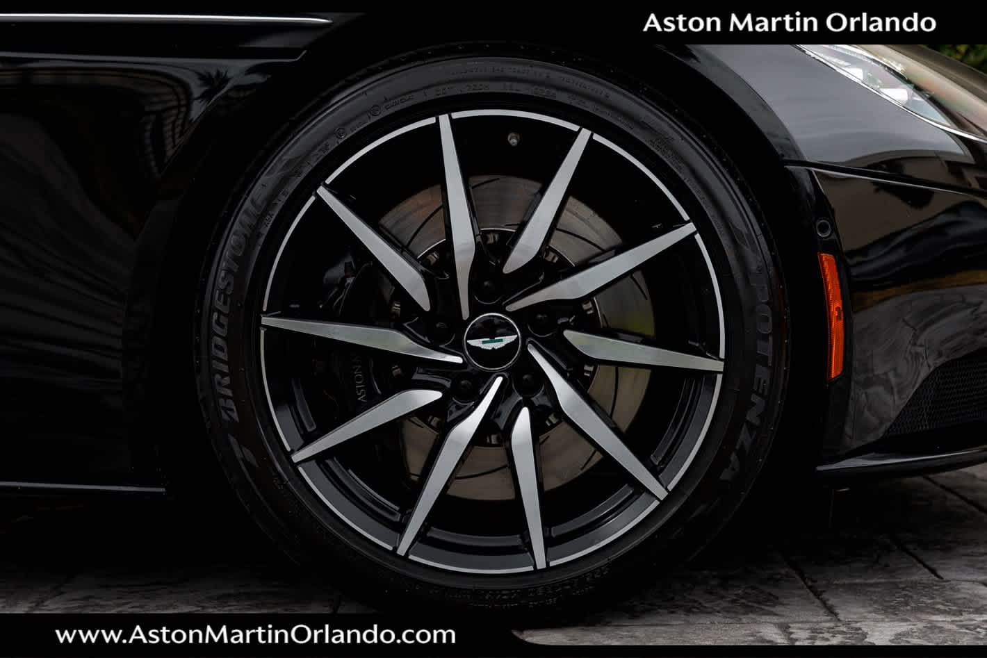 2019 Aston Martin DB11 Volante