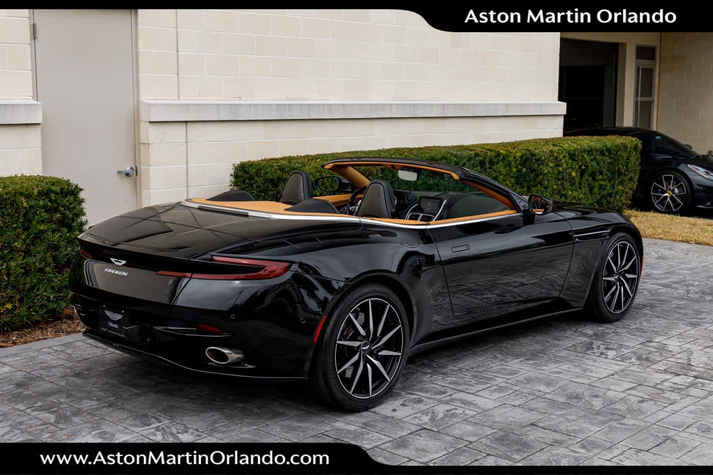 2019 Aston Martin DB11 Volante