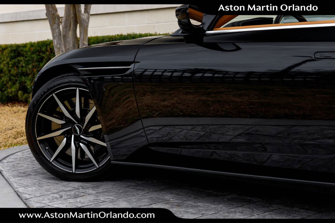 2019 Aston Martin DB11 Volante