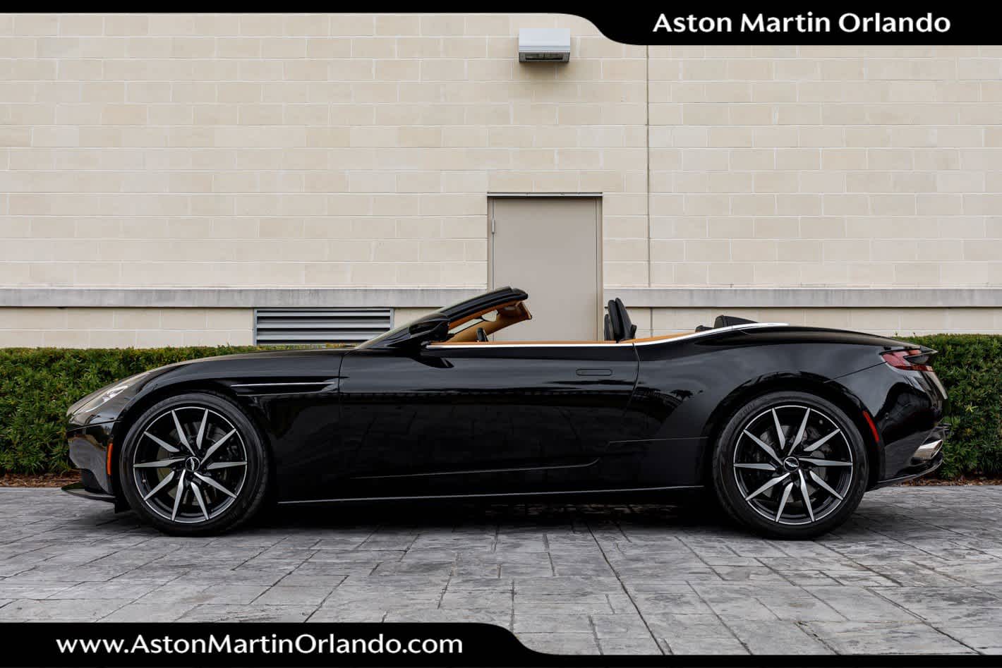 2019 Aston Martin DB11 Volante