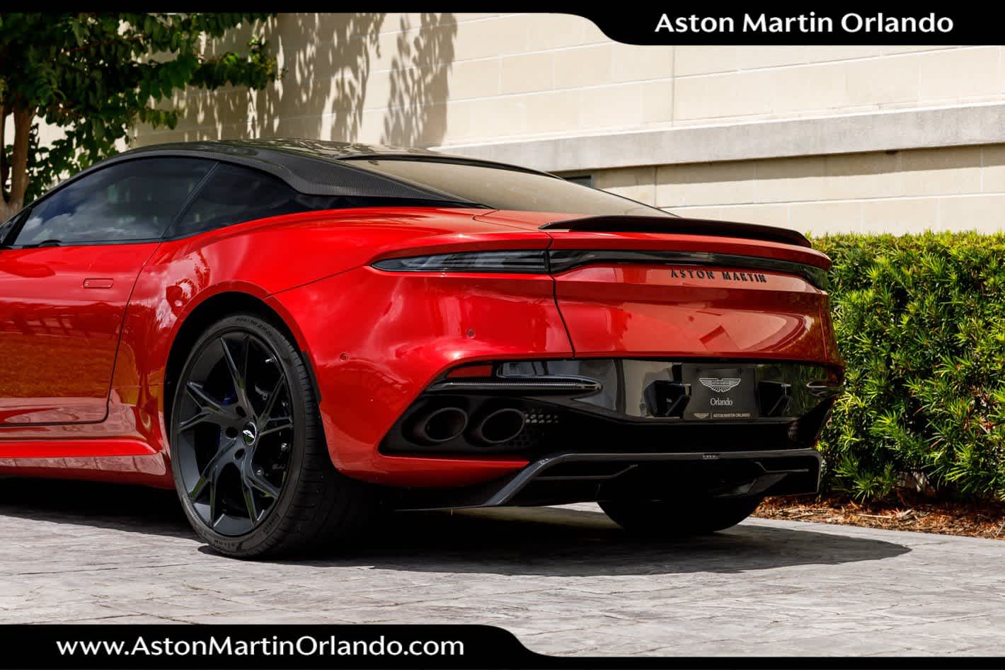 2019 Aston Martin DBS Superleggera