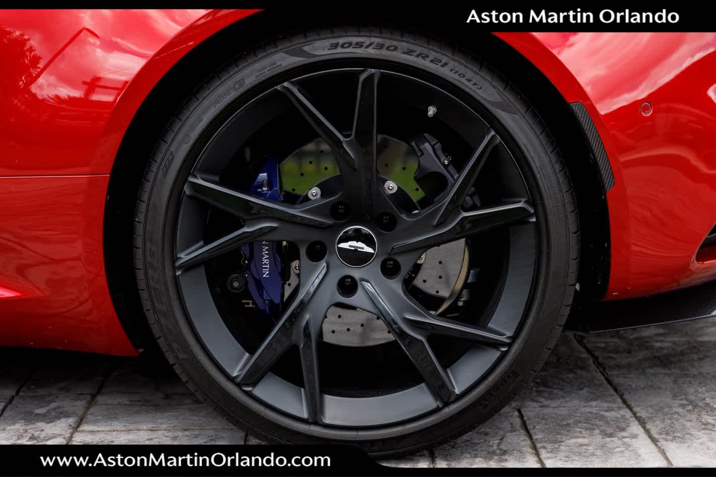 2019 Aston Martin DBS Superleggera