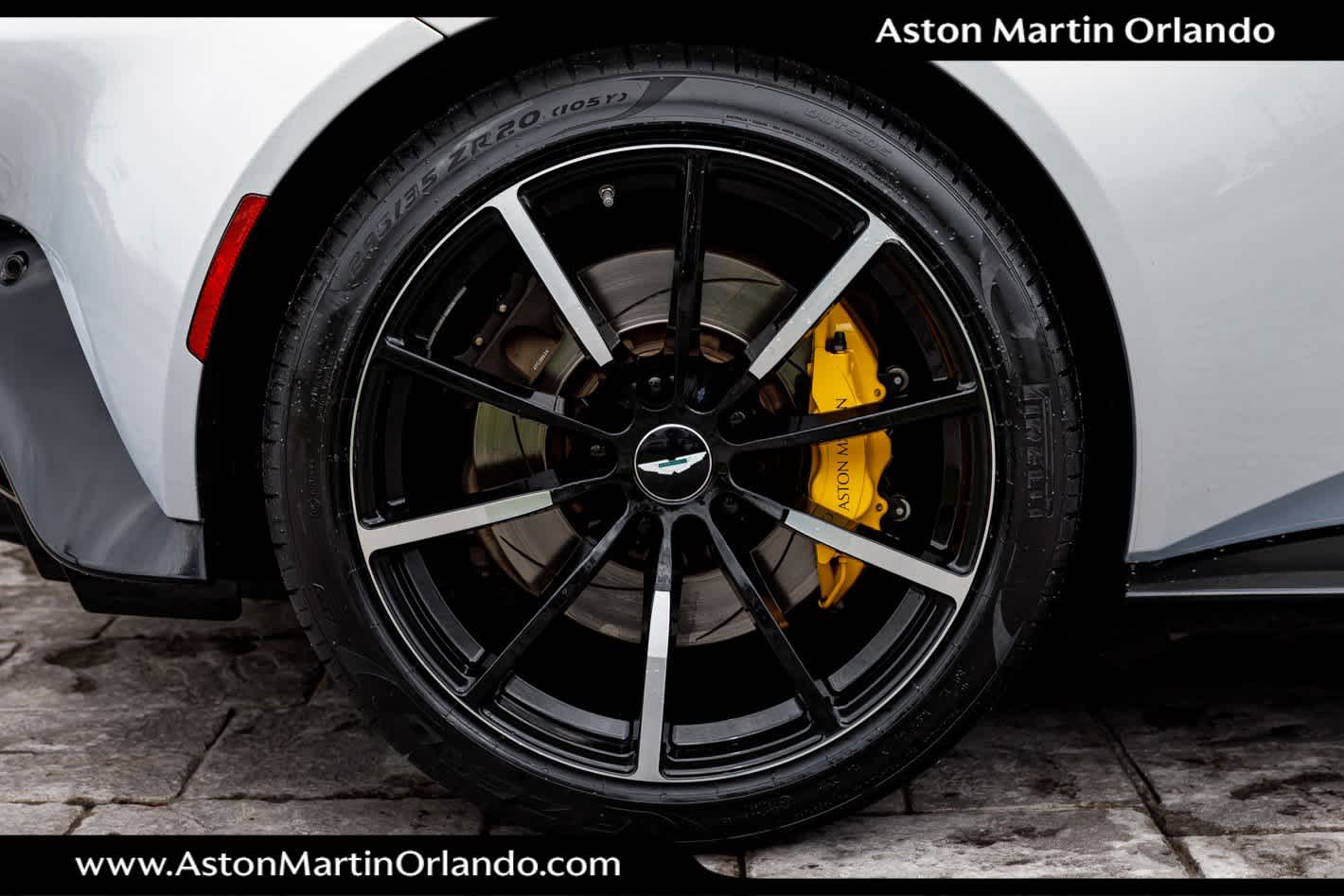 2022 Aston Martin Vantage Coupe