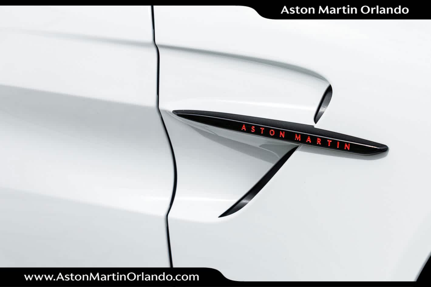 2025 Aston Martin Vantage Coupe