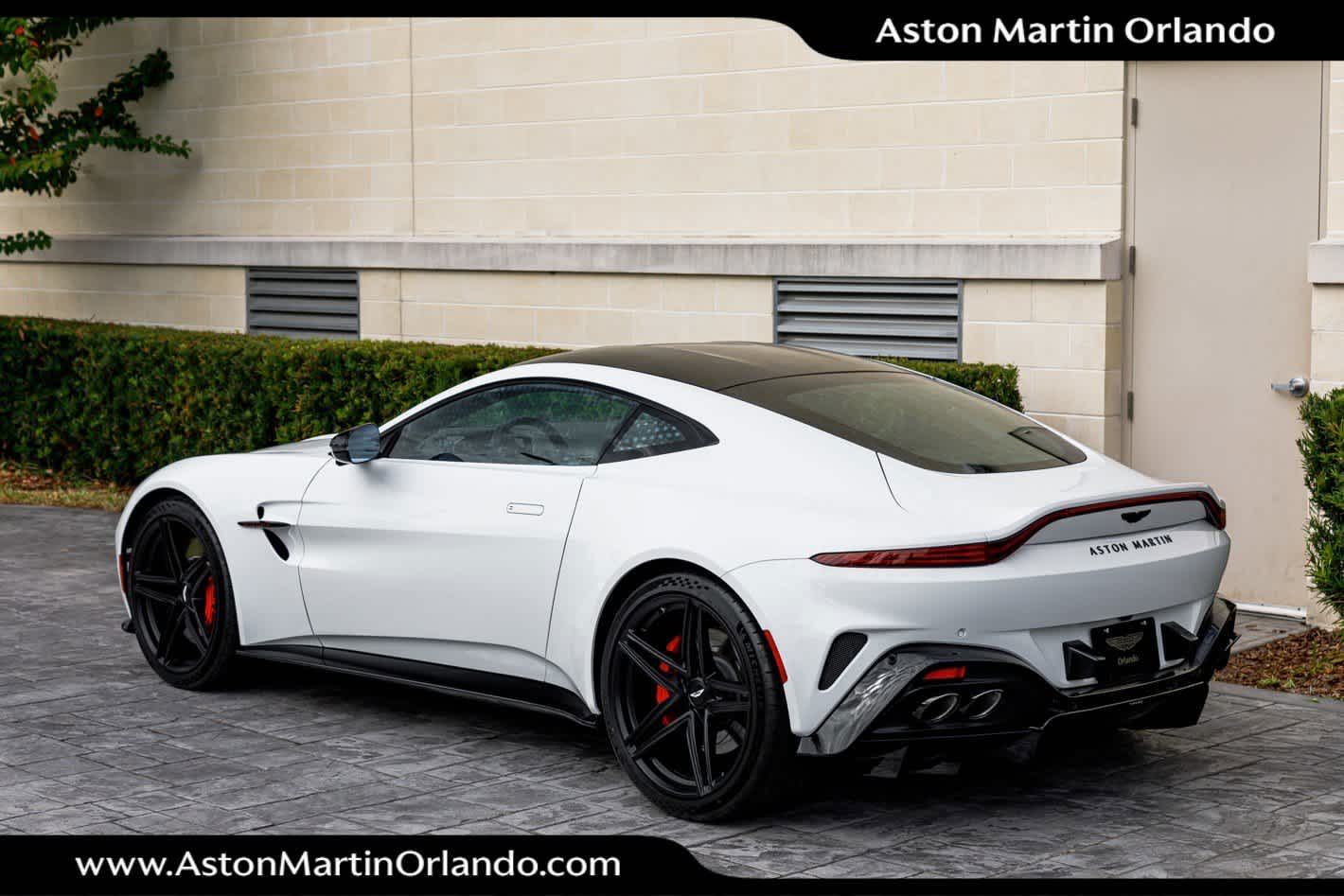 2025 Aston Martin Vantage Coupe