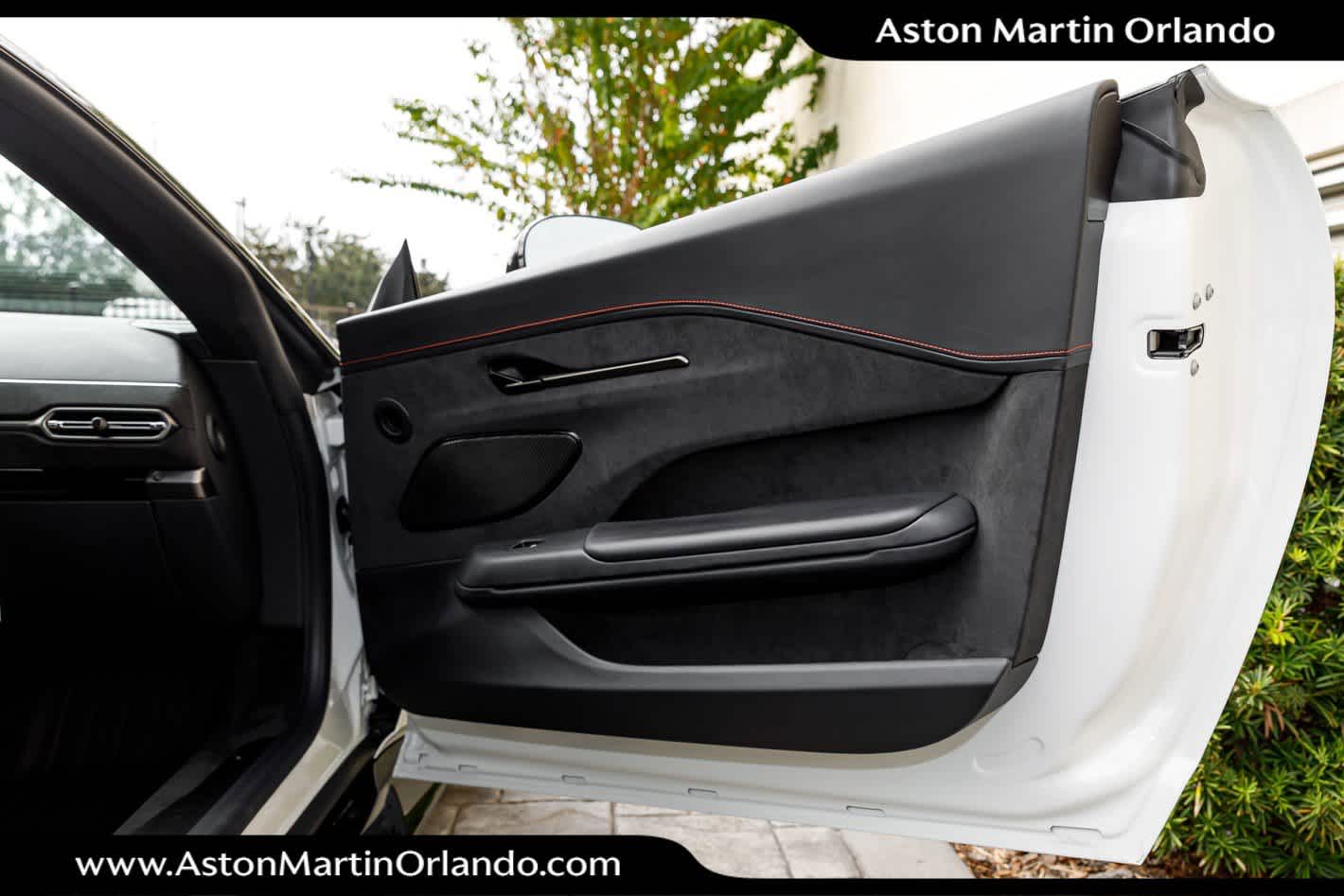 2025 Aston Martin Vantage Coupe