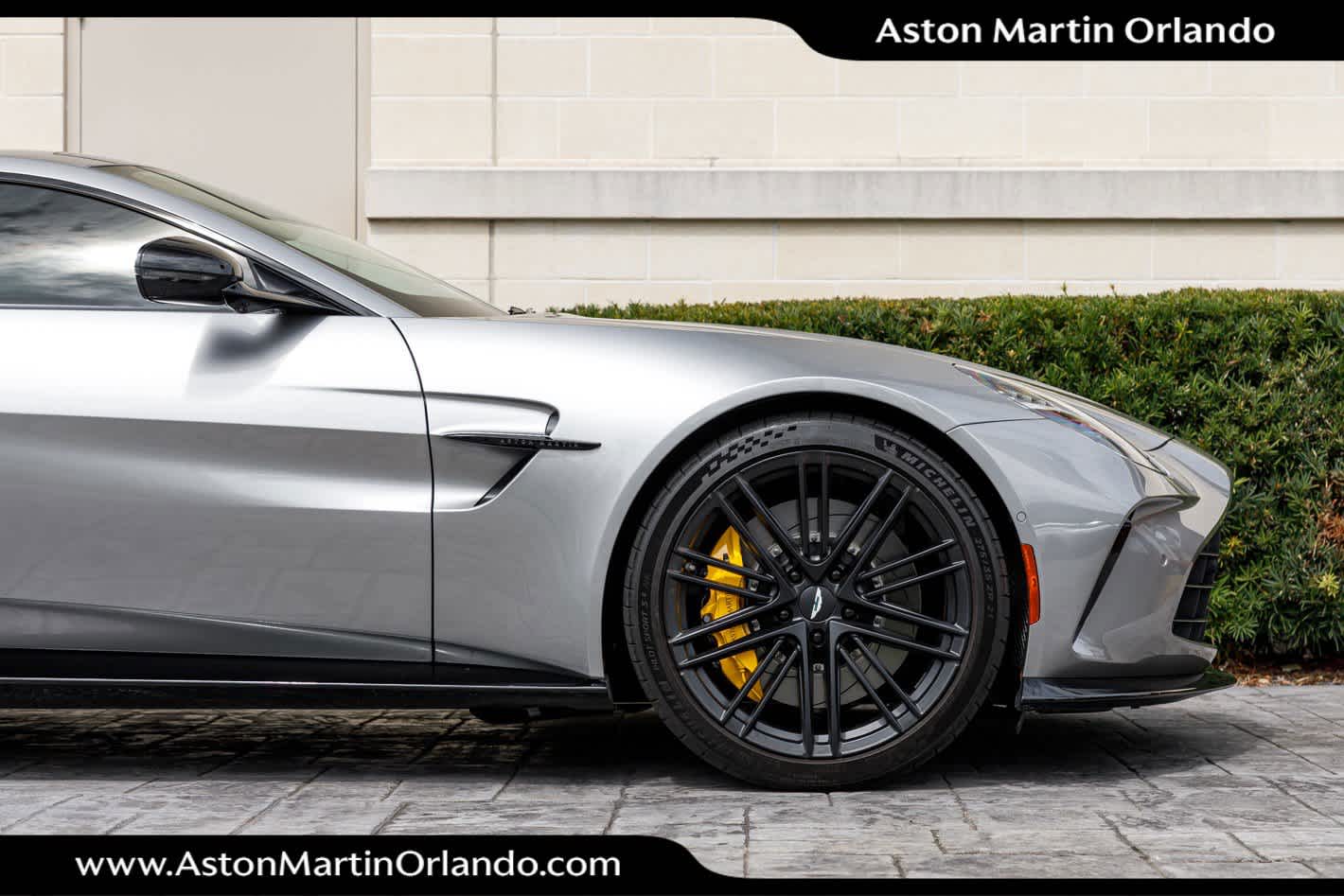 2025 Aston Martin Vantage Coupe