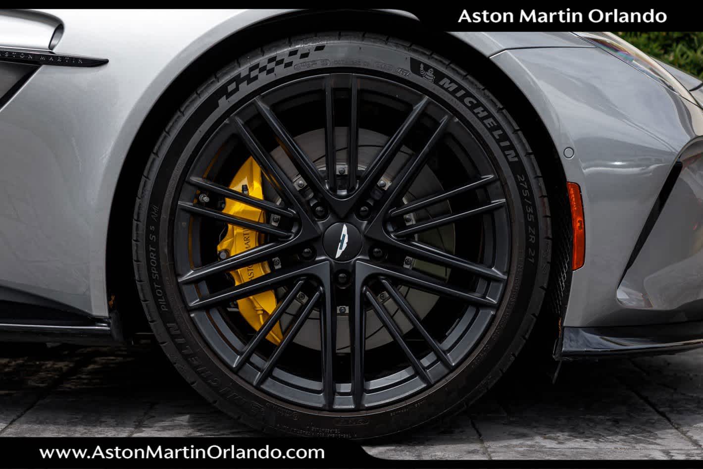 2025 Aston Martin Vantage Coupe