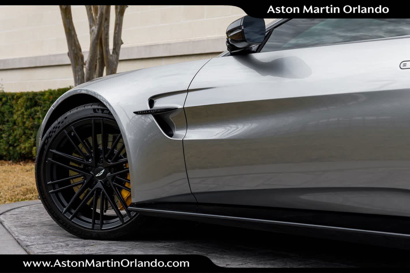 2025 Aston Martin Vantage Coupe