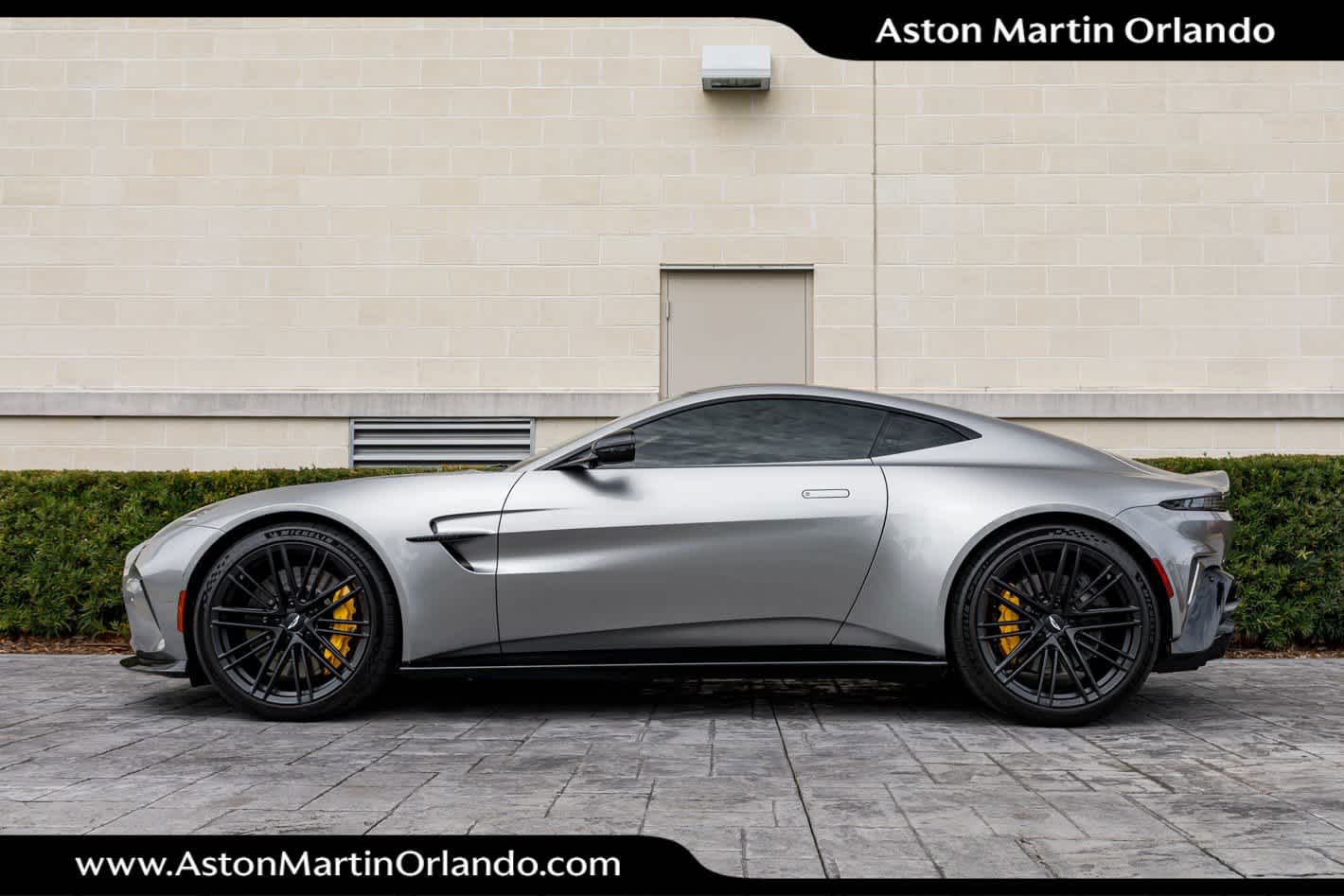 2025 Aston Martin Vantage Coupe