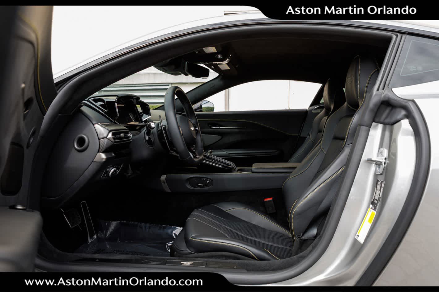 2025 Aston Martin Vantage Coupe