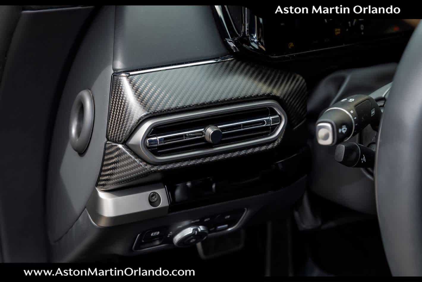 2025 Aston Martin Vantage Coupe