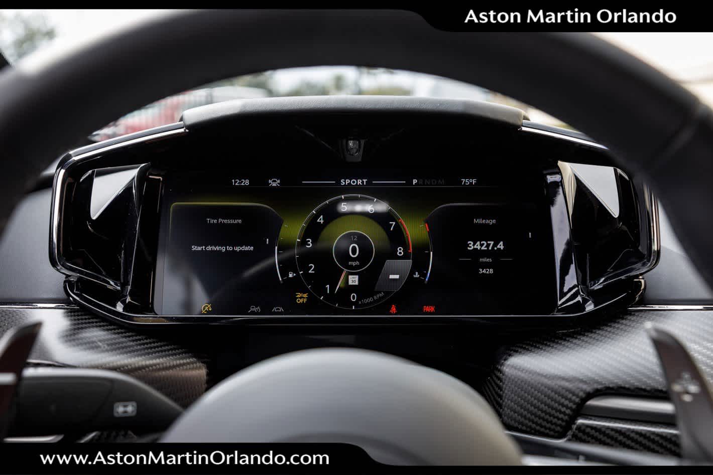 2025 Aston Martin Vantage Coupe