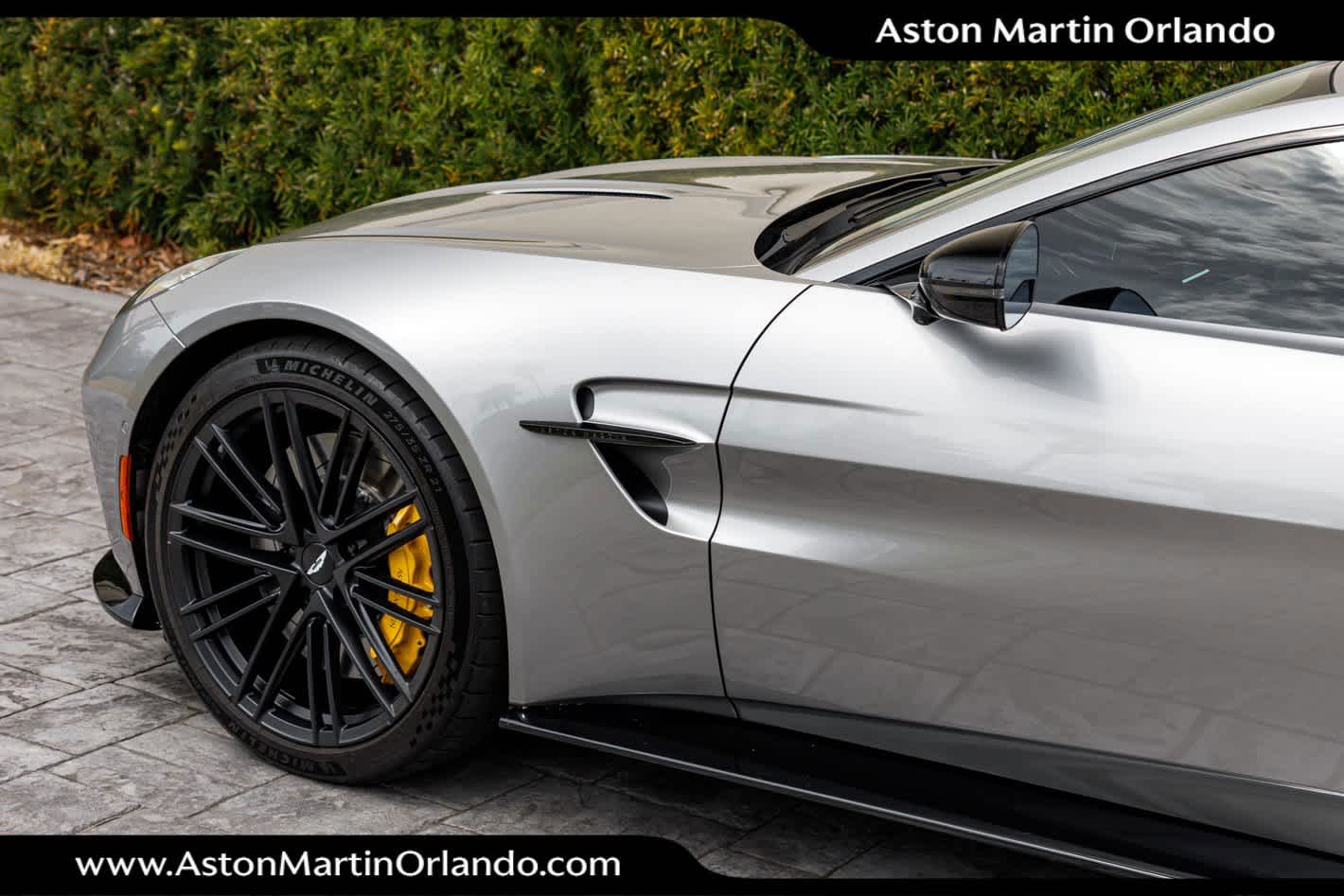 2025 Aston Martin Vantage Coupe