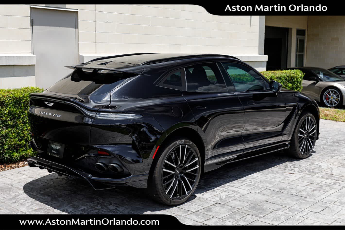 2023 Aston Martin DBX 707