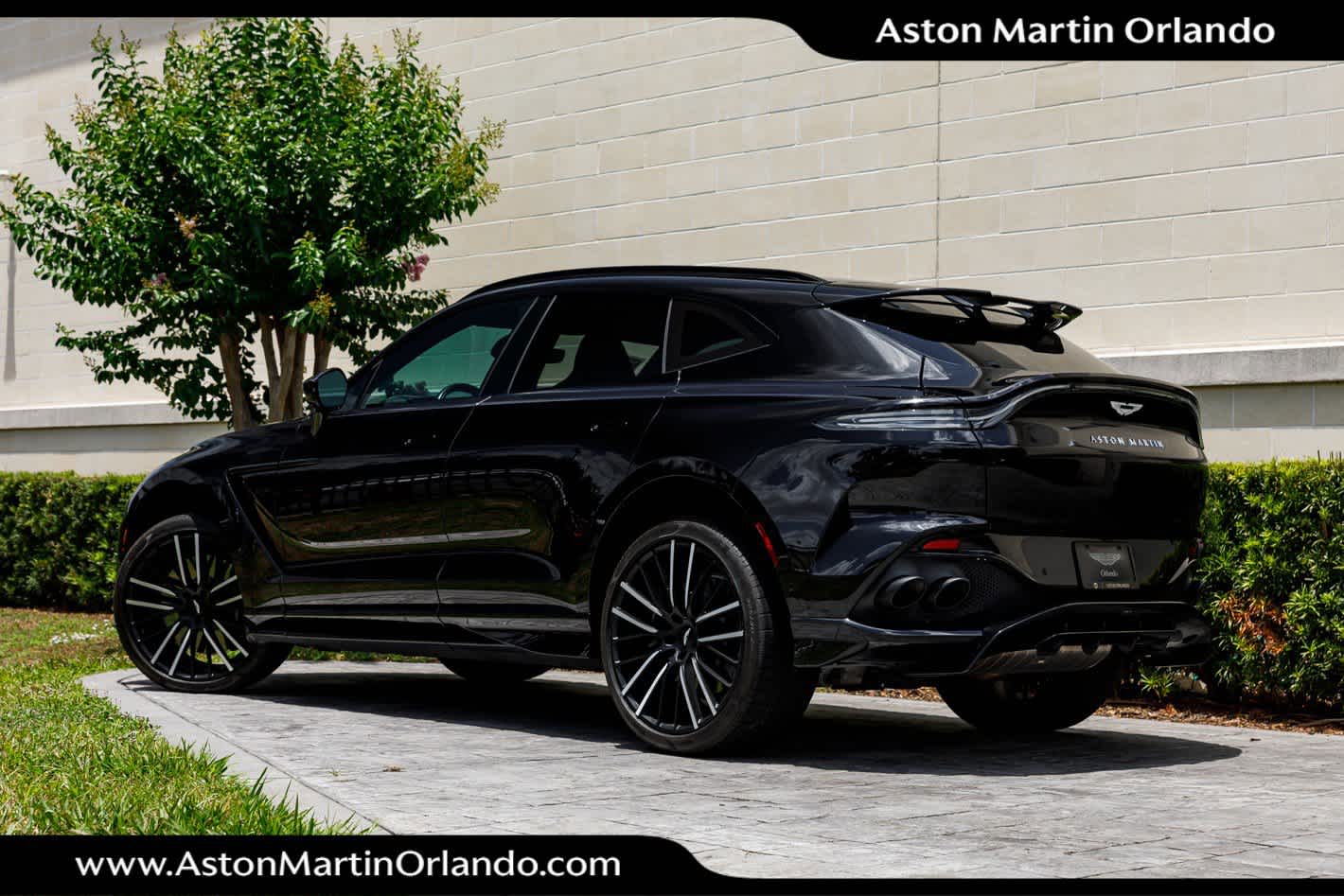 2023 Aston Martin DBX 707