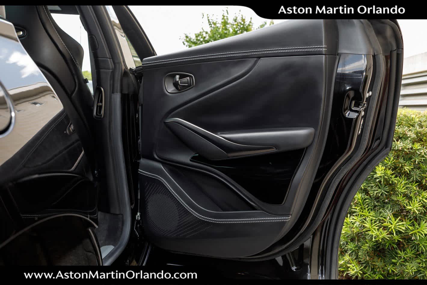 2023 Aston Martin DBX 707