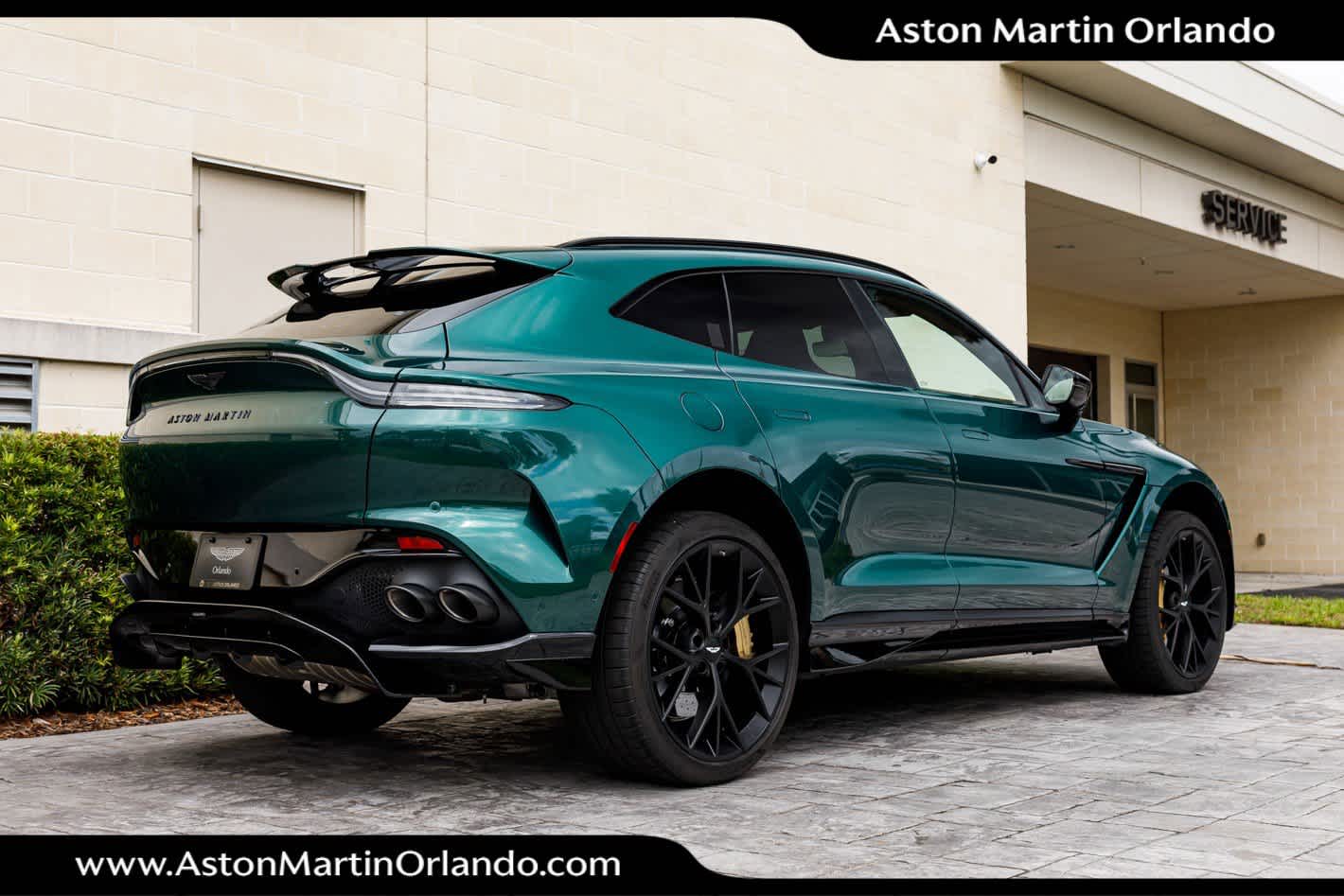 2025 Aston Martin DBX 707