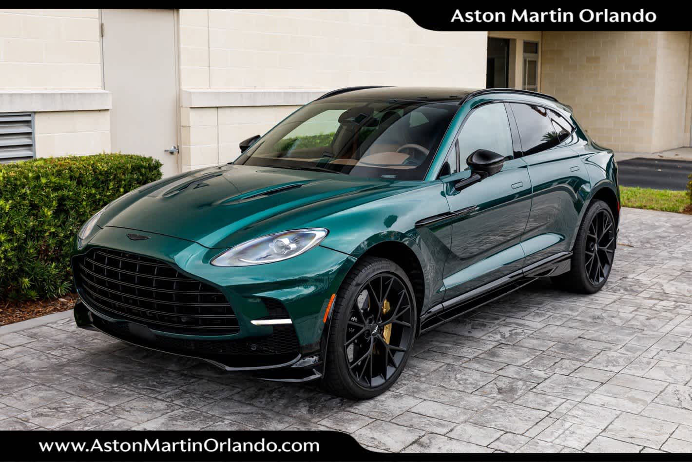 2025 Aston Martin DBX 707