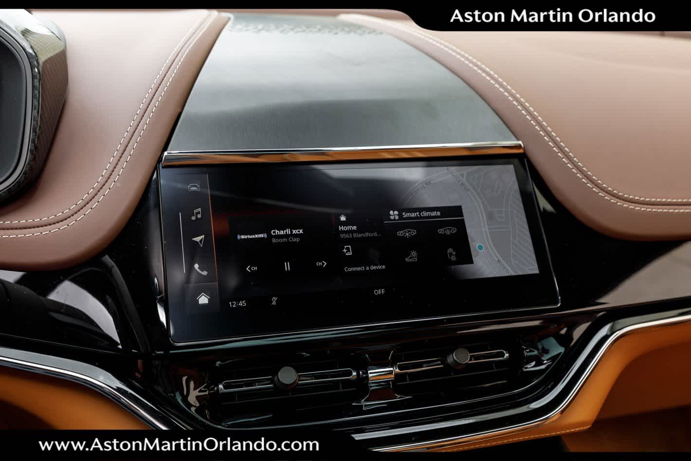 2025 Aston Martin DBX 707