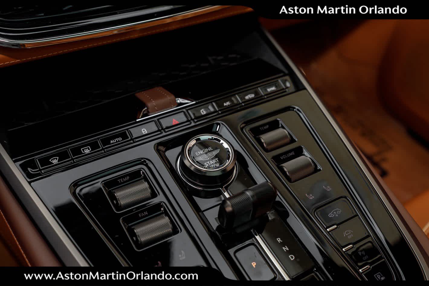 2025 Aston Martin DBX 707