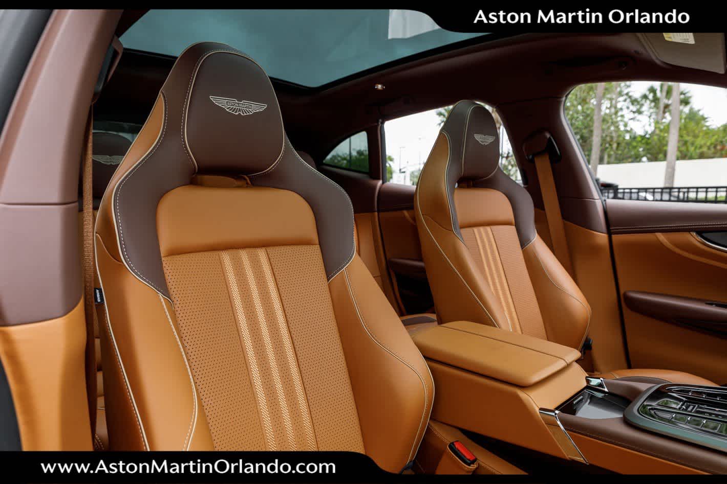 2025 Aston Martin DBX 707