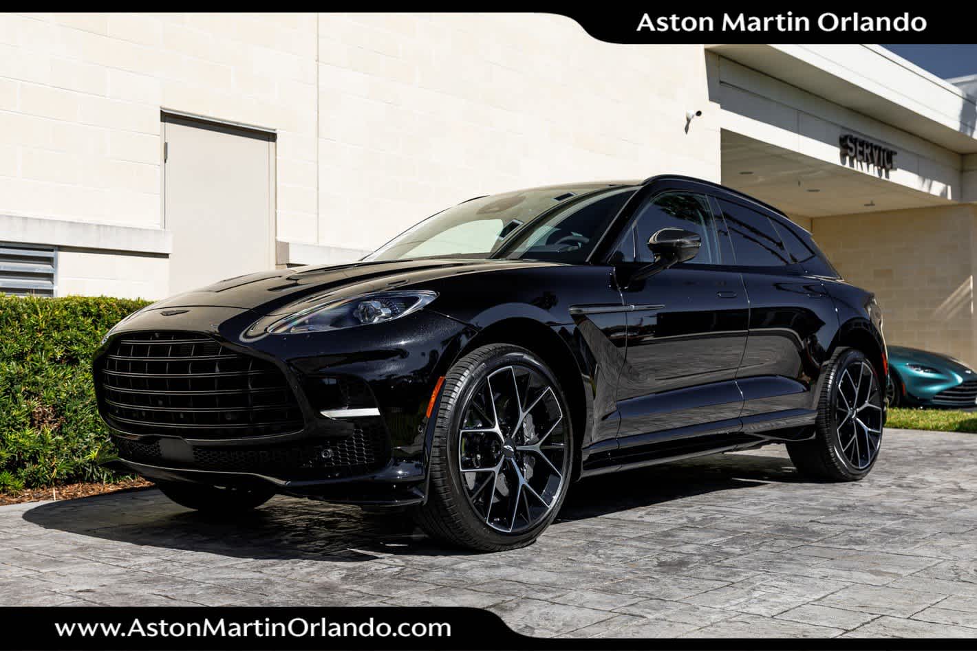 2025 Aston Martin DBX 707