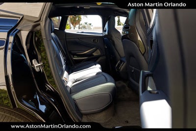2025 Aston Martin DBX 707