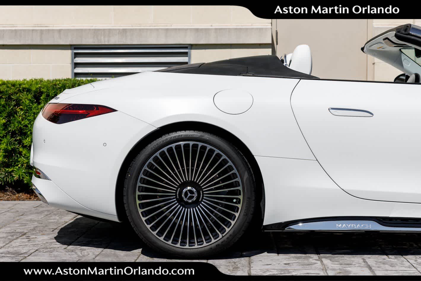2026 Mercedes-Benz Maybach SL 680 Maybach SL 680 Monogram Series