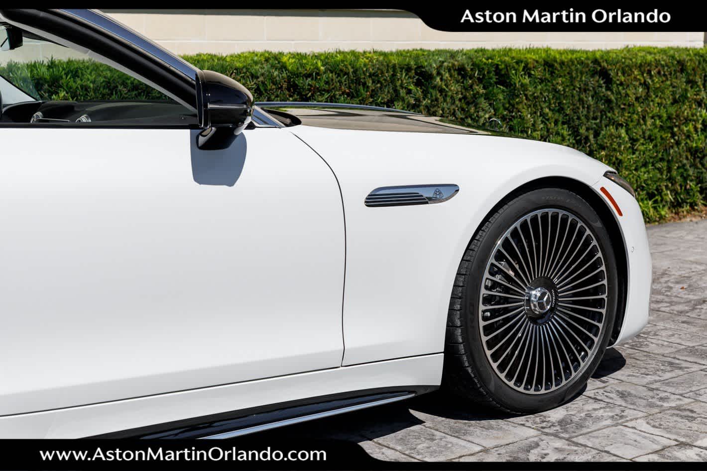 2026 Mercedes-Benz Maybach SL 680 Maybach SL 680 Monogram Series