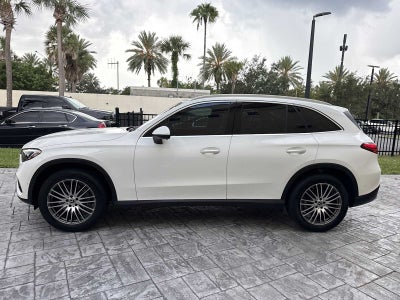 2025 Mercedes-Benz GLC 300 GLC 300