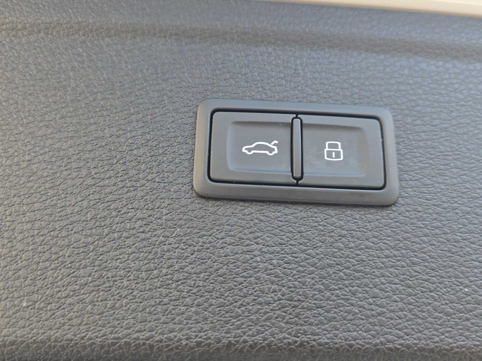 2023 Audi Q5 Prestige