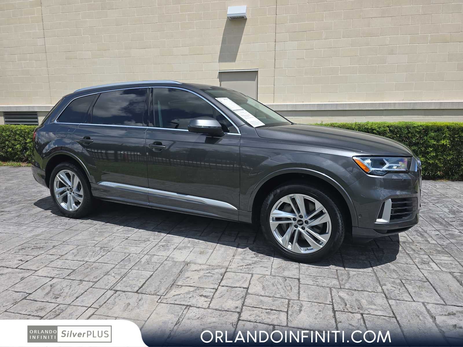 2022 Audi Q7 Premium Plus
