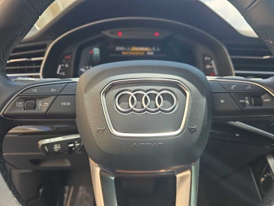 2022 Audi Q7 Premium Plus