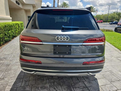 2022 Audi Q7 Premium Plus