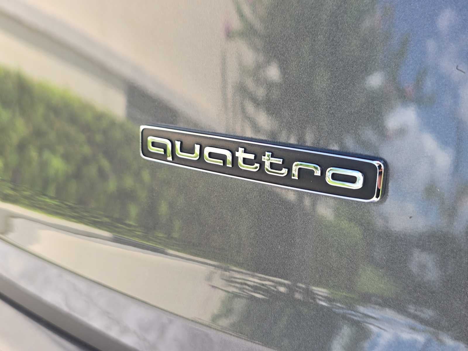 2022 Audi Q7 Premium Plus