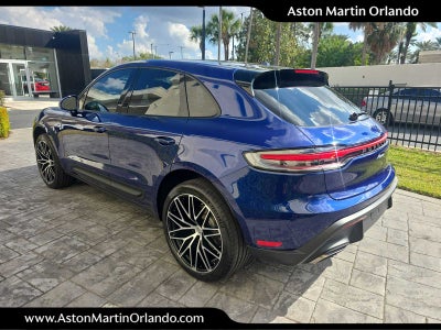 2025 Porsche Macan AWD