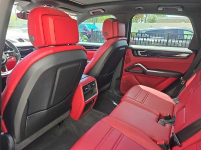 2022 Porsche Cayenne AWD