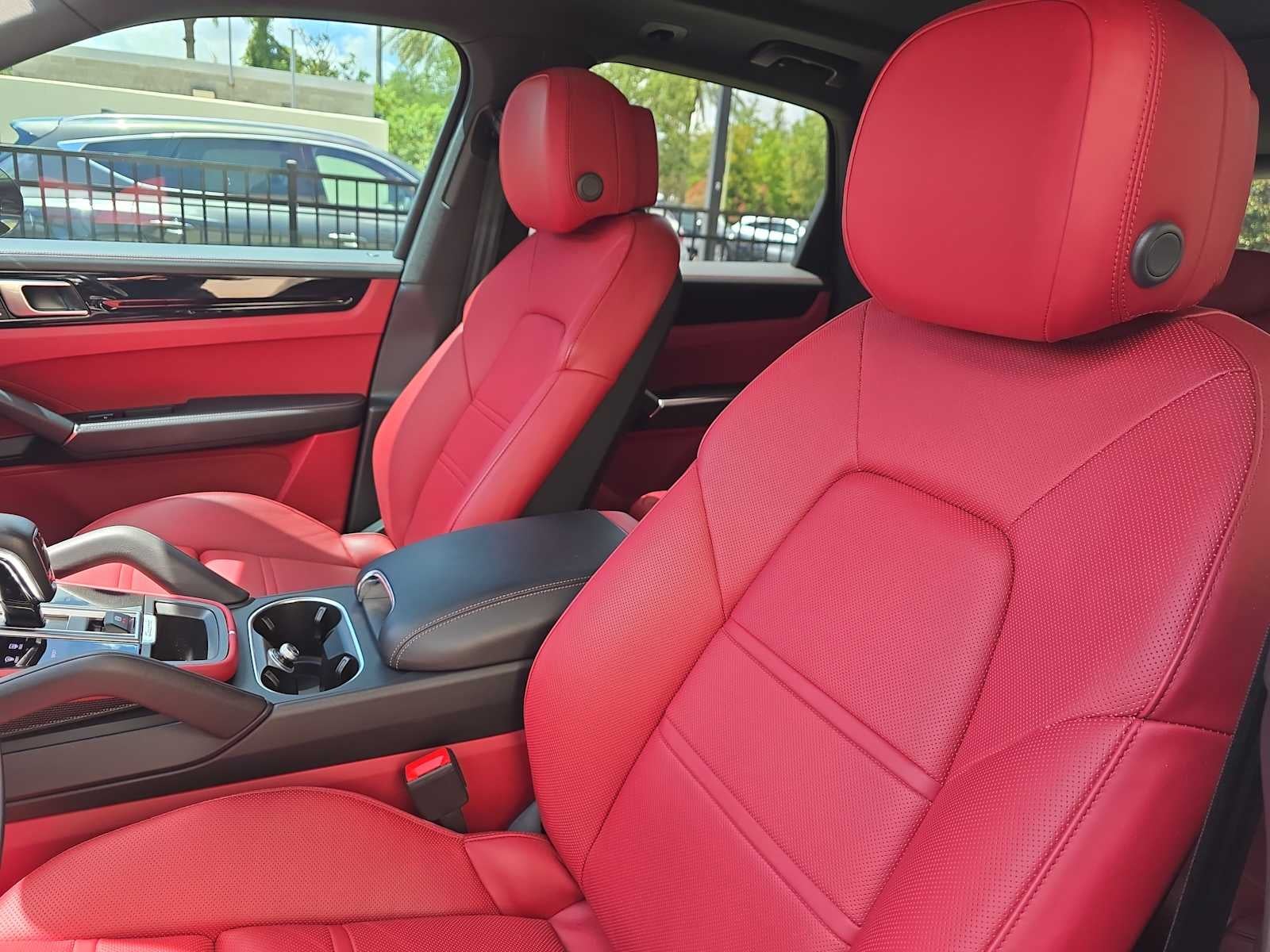 2022 Porsche Cayenne AWD