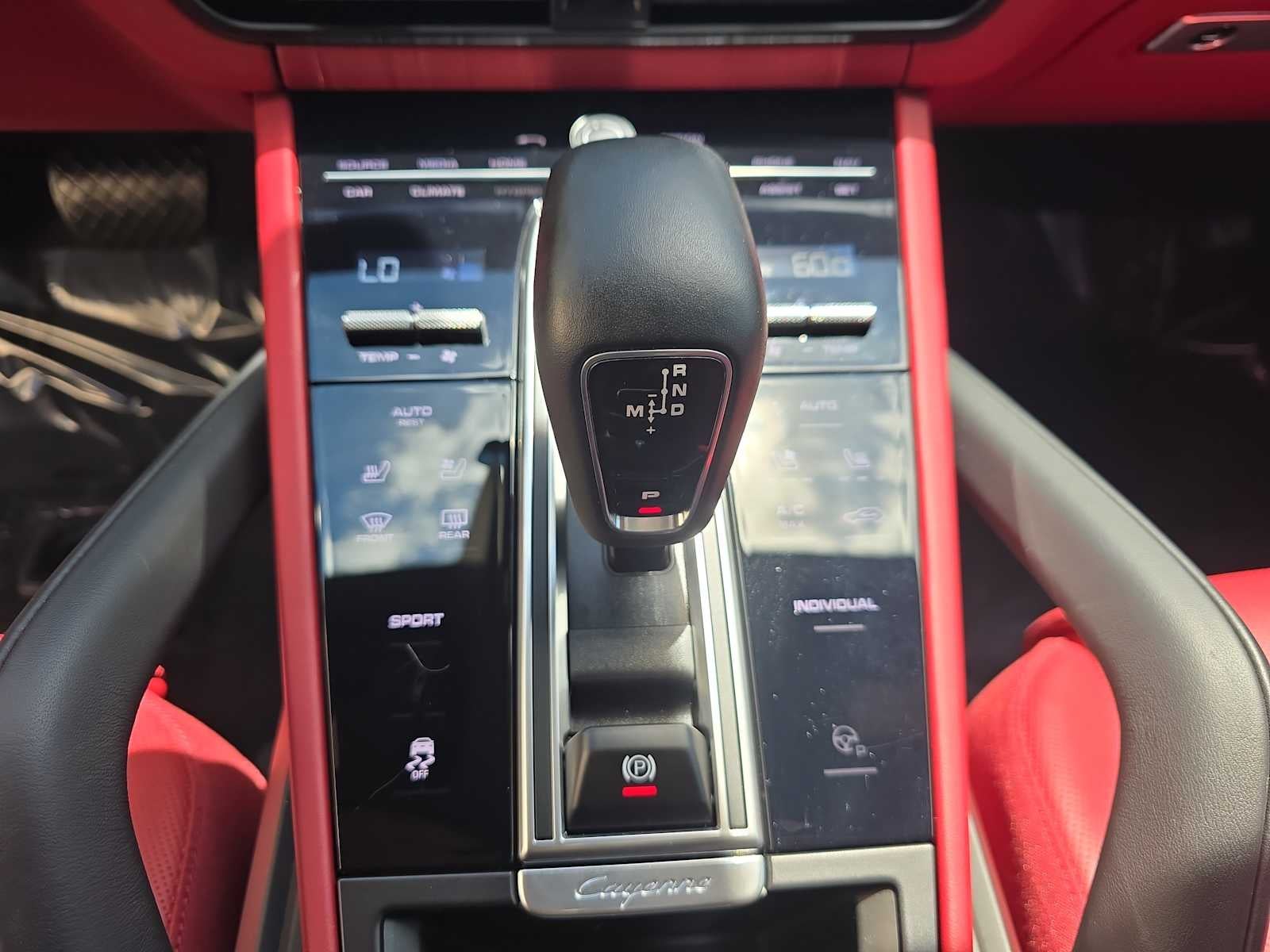 2022 Porsche Cayenne AWD