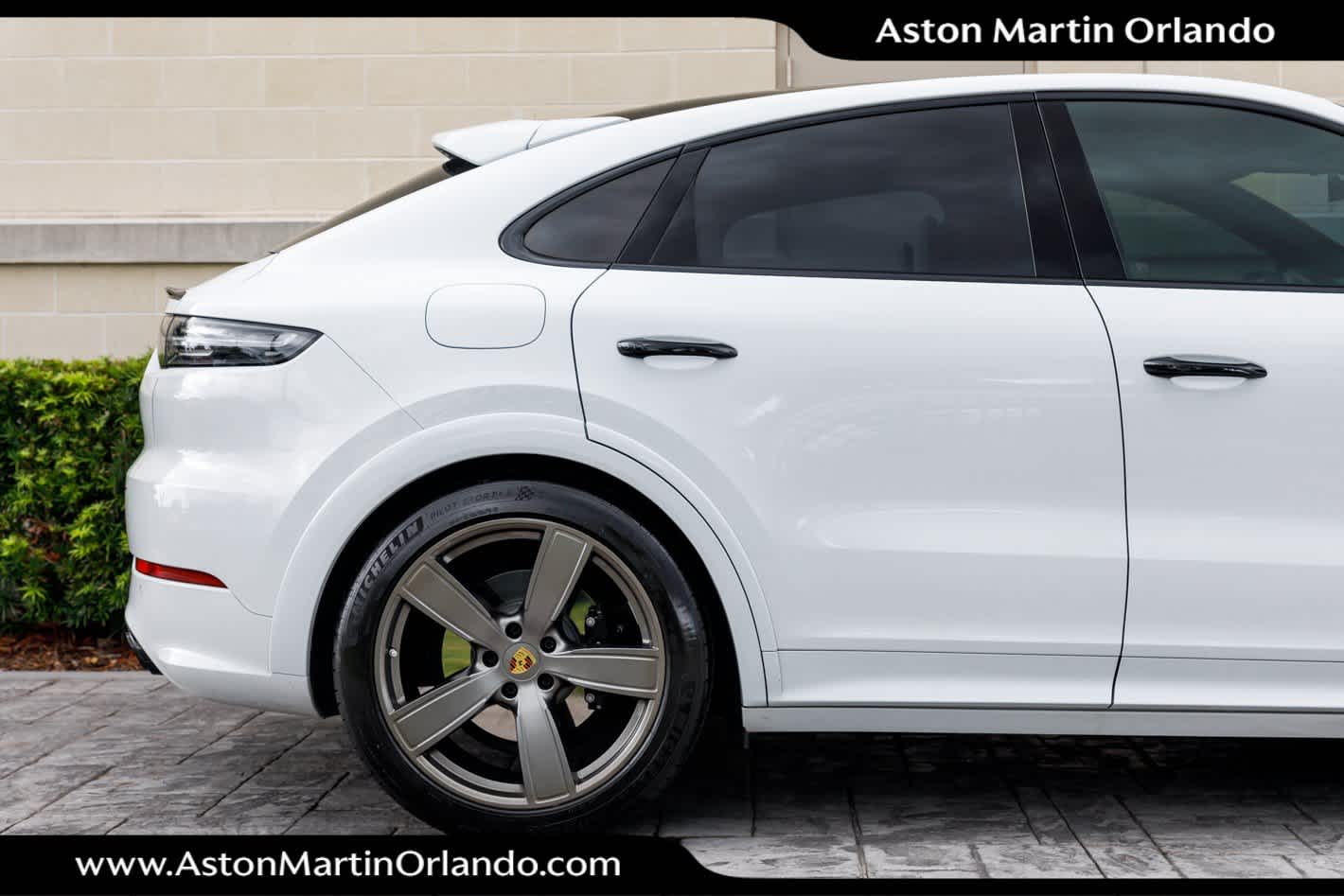 2023 Porsche Cayenne Turbo