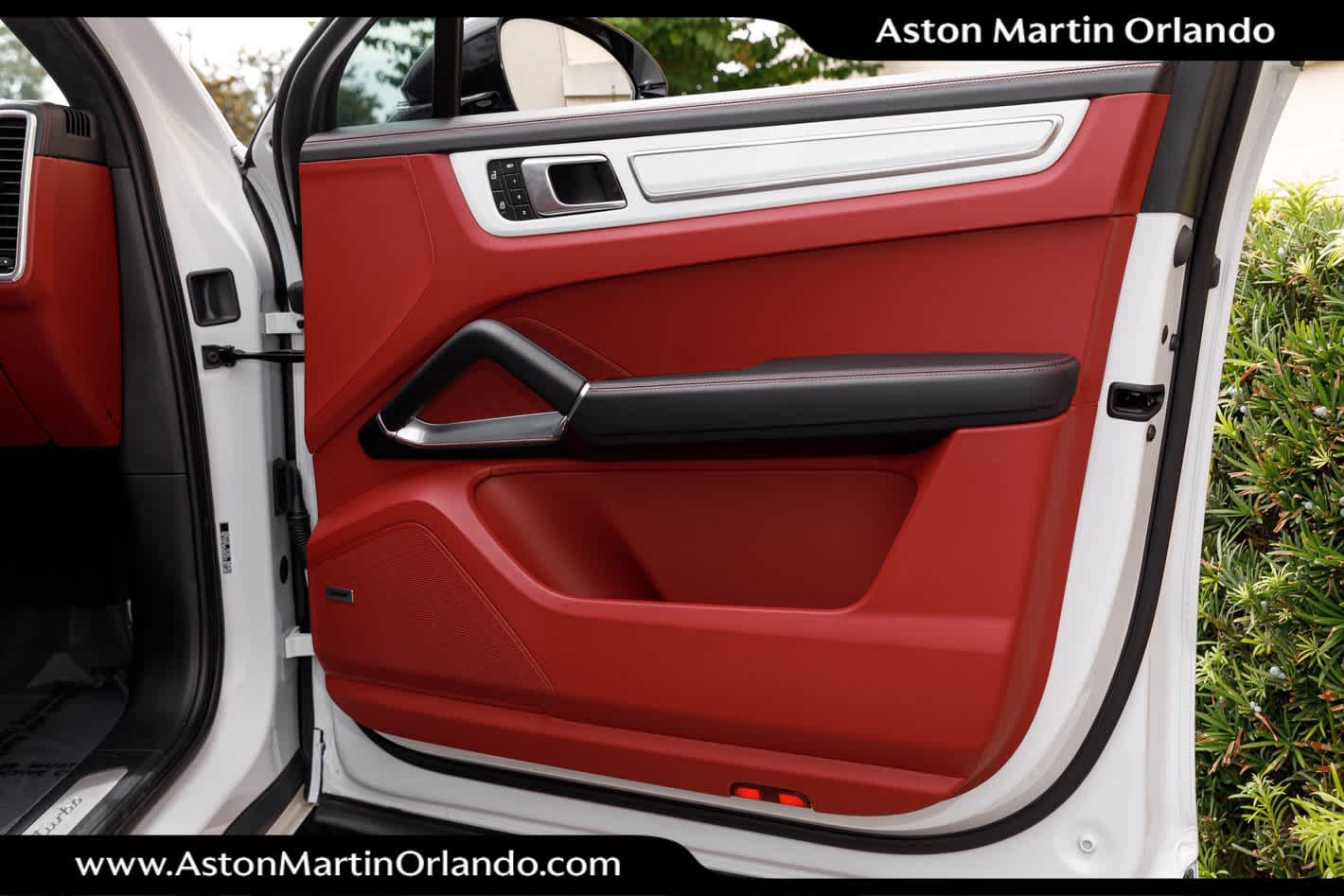 2023 Porsche Cayenne Turbo