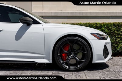 2025 Audi RS 6 Avant performance