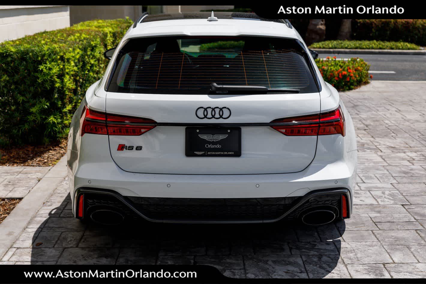 2025 Audi RS 6 Avant performance