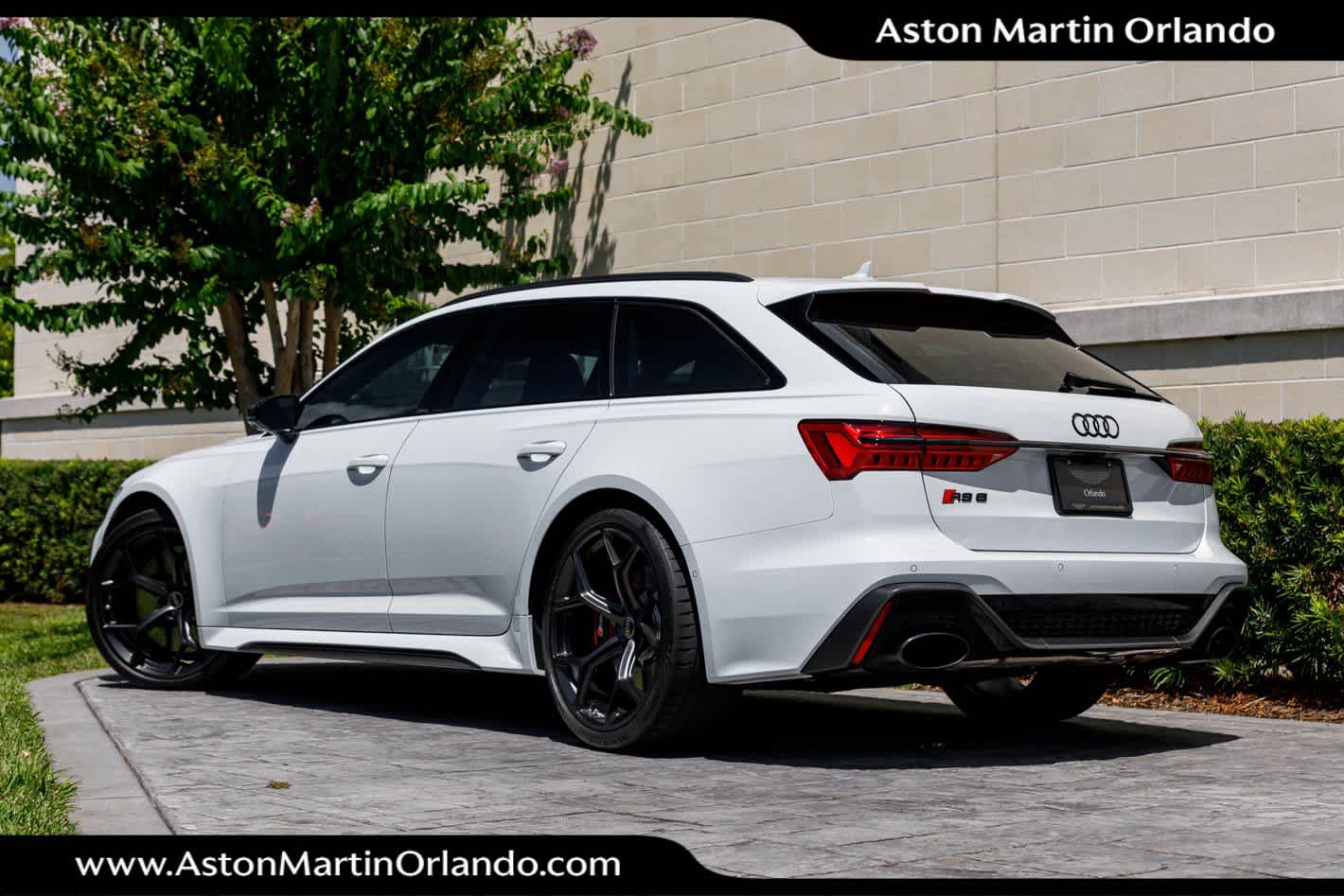 2025 Audi RS 6 Avant performance