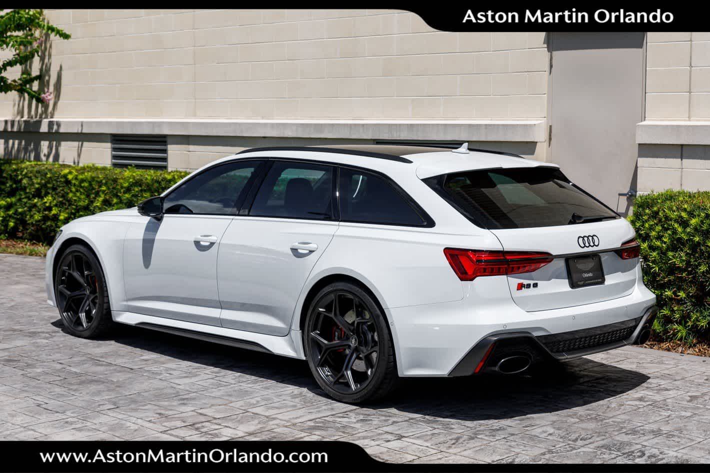2025 Audi RS 6 Avant performance