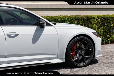 2025 Audi RS 6 Avant performance