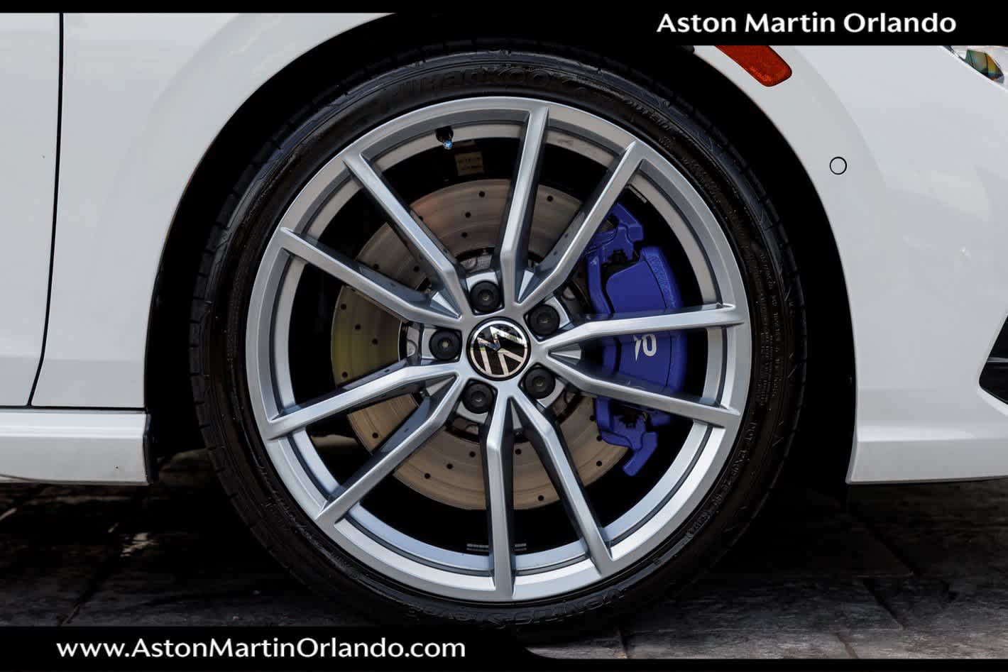 2024 Volkswagen Golf R 2.0T Manual
